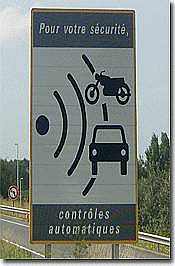 Speed camera warning sign in France